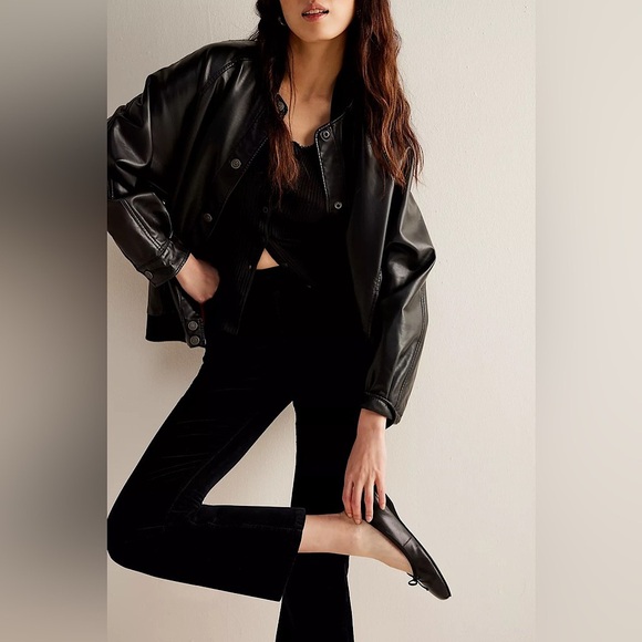 NEW Free People In My Feelings Velvet Crop Slim Flare Pants In Black - Picture 8 of 9